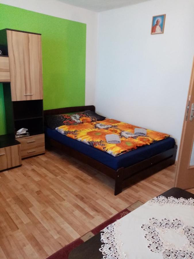 Domek Relov Buitenkant foto